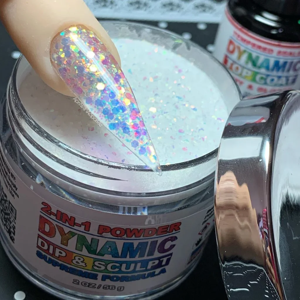 Elevate Your Nail Art with Dynamic No-Wipe Top Coat